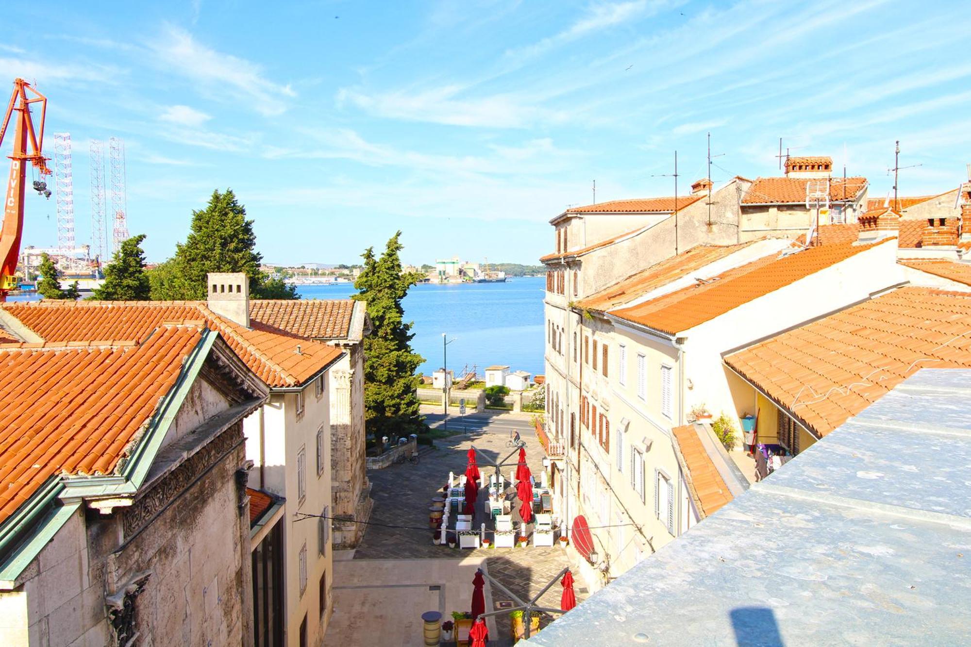 Apartment Old Town 2337